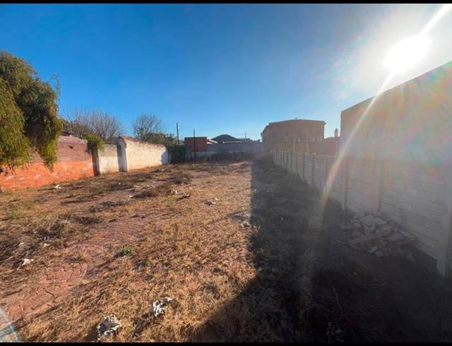LAND FOR SALE IN SPRINGS CENTRAL